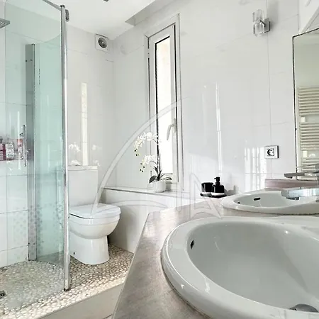 Ref 2152 - T5 En Rez-de-plage Apartment *